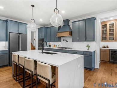 This 2022 Clay Street Builders Parade of Homes award-winning - photo 8