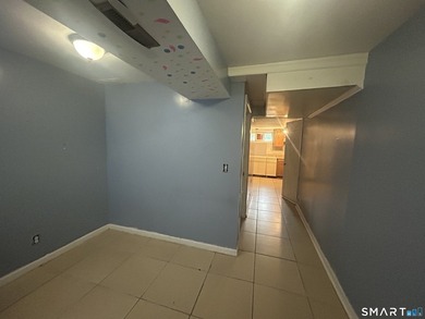 Welcome to 672 Woodward Avenue in New Haven, offering a - photo 32