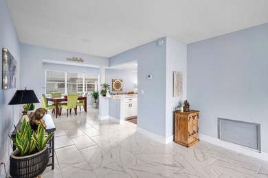 Welcome to refined living in Leisureville Boynton Beach, a - photo 7