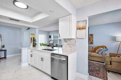 Welcome to refined living in Leisureville Boynton Beach, a - photo 10