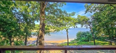 Lake Home For Sale in Eufaula, Oklahoma