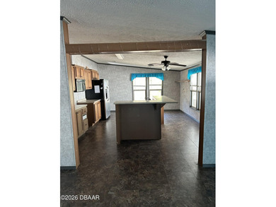 Investor Alert! Home is not an approved Short Sale price. Large - photo 22