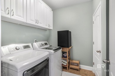 Welcome to this spacious 5 bedroom, 3 bathroom water front home - photo 27