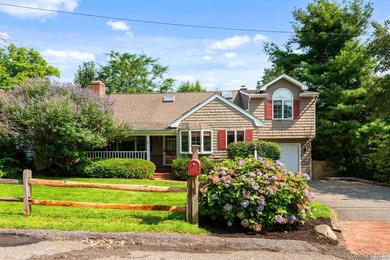 Step into this beautifully renovated 3-bedroom, 2-bath home - photo 3
