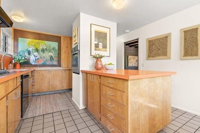 Rich in character & timeless appeal, this Arts & Crafts-style - photo 26