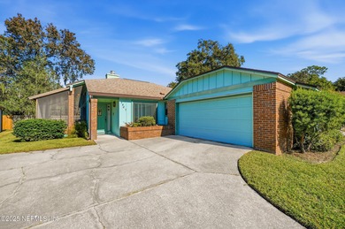St. Johns River Home Active Under Contract in Jacksonville Florida