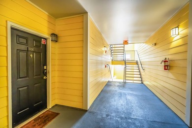 Welcome to ''The Treehouse'' at MiraVista, where peaceful living - photo 3