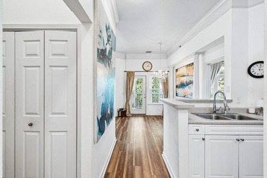 Welcome to ''The Treehouse'' at MiraVista, where peaceful living - photo 9