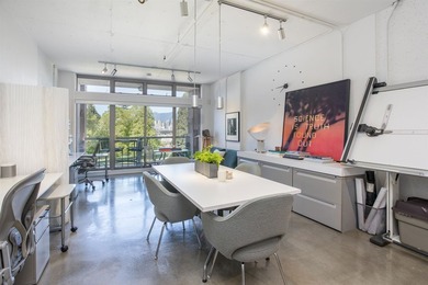 Set within South Granville Lofts, an iconic Live/Work building - photo 1