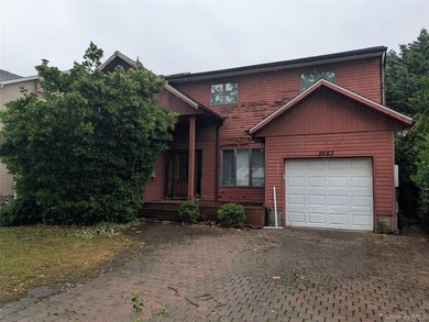 Expanded splanch single family includes 4 bedrooms, 2 & half - photo 1