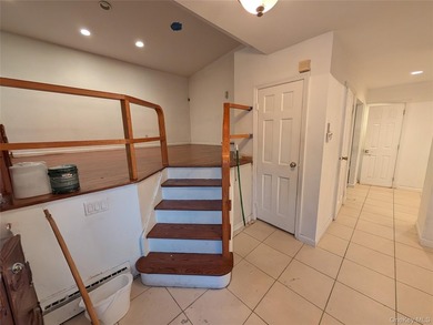 Expanded splanch single family includes 4 bedrooms, 2 & half - photo 3