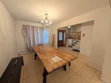 Expanded splanch single family includes 4 bedrooms, 2 & half - photo 5