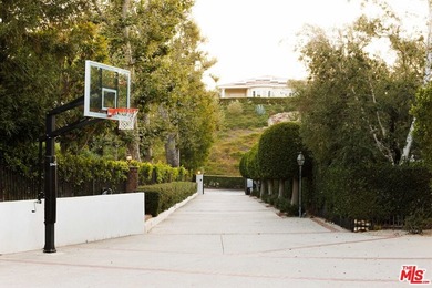 Set at the end of a quiet cul-de-sac in North Ranch Proper, this - photo 33