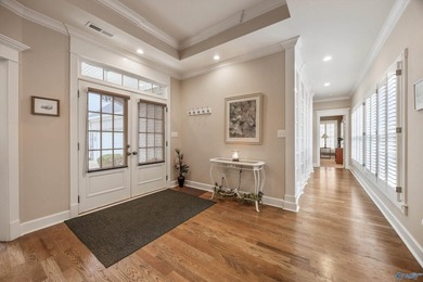 Stunning golf course home filled with luxury and elegance! - photo 5