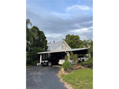 Red Beach Lake Home For Sale in Sebring Florida