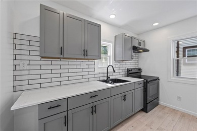 Completely renovated 3-bedroom, 2 full bath home offering - photo 15