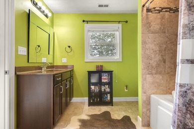 Ever wonder what it's like to live in a home on the River? Come - photo 16