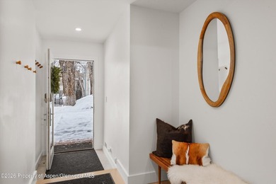 Settle into the Aspen lifestyle from this inviting three-bedroom - photo 18