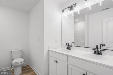 PRICE Reduction, bring an OFFER! This NEW house if ready to be - photo 24