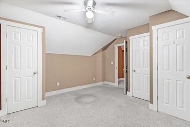 Discover lake living in this delightful, 4 bedroom, 2 bathroom - photo 28