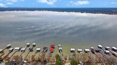 Discover lake living in this delightful, 4 bedroom, 2 bathroom - photo 38