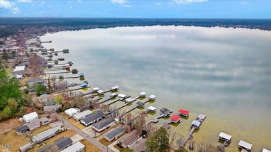 Discover lake living in this delightful, 4 bedroom, 2 bathroom - photo 39