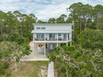 Welcome to this stunning luxury coastal retreat! 3/2 and only 7 - photo 44