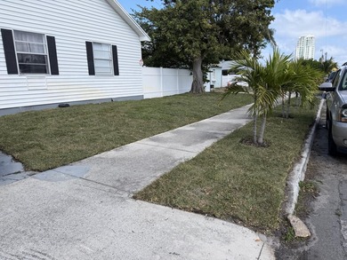 Come see this charming and nicely renovated single family home - photo 2