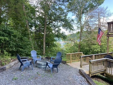 AFFORDABLE LAKE VIEW Cabin Near Jamestown Marina! If you've been - photo 2