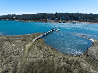 Waterfront Serenity in Broadwaters Cove | Cutchogue - Tucked - photo 20
