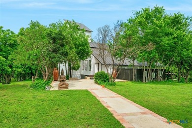 Exquisite O'Neil Ford, a prime example of mid-century Texas - photo 3
