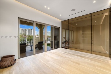Located in the exclusive gated enclave of Villa Flora in - photo 44