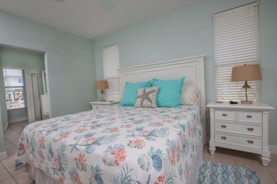 This charming 3-bedroom, 2-bath half-duplex has so much to - photo 7