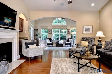 Welcome to 4211 Berry Square, tucked away on a quiet street in - photo 7