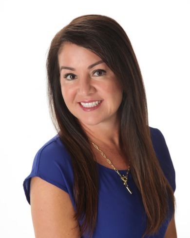 Crystal Barnes with Hunter Bend Realty Services  in AL advertising on LakeHouse.com