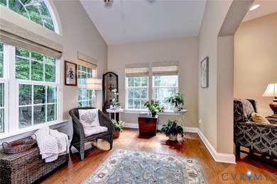 Welcome to 4211 Berry Square, tucked away on a quiet street in - photo 9