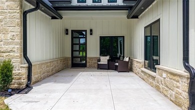 Experience luxury lake living in this stunning new construction - photo 2