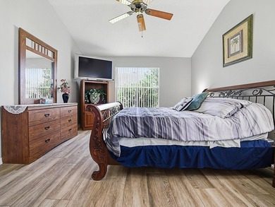 Welcome to your tranquil retreat just minutes from the vibrant - photo 18