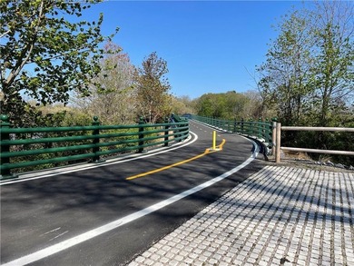 Welcome to Waterview Condominium community in charming Warren - photo 22