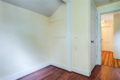 Don't miss this 3 bedroom, with office, 1.5 bath Colonial in the - photo 29