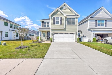 (private lake, pond, creek) Home For Sale in Summerville South Carolina