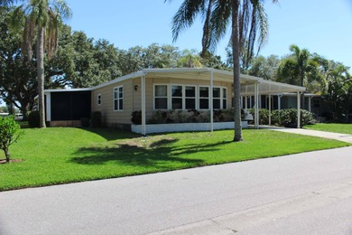 (private lake, pond, creek) Home For Sale in Sarasota Florida
