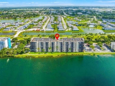 Lake Emerald Condo For Sale in Oakland Park Florida