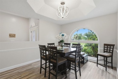 Located just minutes to the Beach or Intracoastal River in the - photo 8