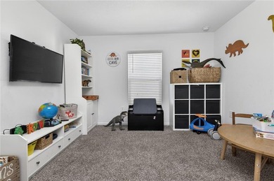 LOVELY 4 BEDROOM HOME WITH VINYL FENCED BACKYARD. SPACIOUS - photo 14