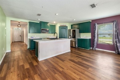 Short Sale. SHORT SALE! Priced to sell! Property being sold AS - photo 5