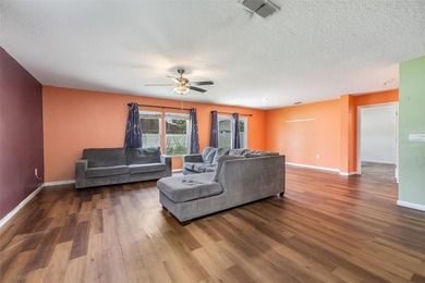 Short Sale. SHORT SALE! Priced to sell! Property being sold AS - photo 10