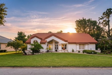 Welcome to the highly sought-after gated community of Breakaway - photo 1