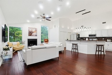 Welcome to the highly sought-after gated community of Breakaway - photo 6