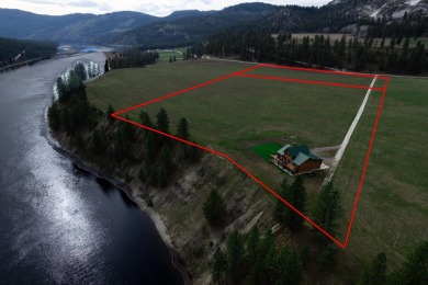 Columbia River - Stevens County Home For Sale in Kettle Falls Washington